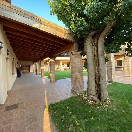 Fresno Cerca De Salamanca Con Jardin Y Piscina Hasta 5 Personas * Almenara de Tormes