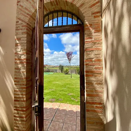 Fresno Cerca De Salamanca Con Jardin Y Piscina Hasta 5 Personas