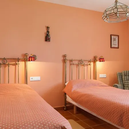 Casas Olmo Y Fresno Jardin Y Piscina A 17 Kilometros De