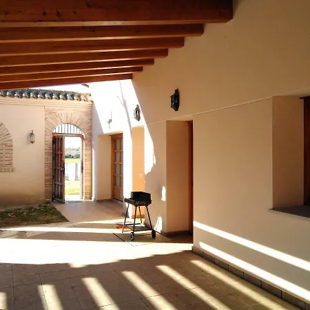 Casas Olmo Y Fresno Jardin Y Piscina A 17 Kilometros De Ferienhaus