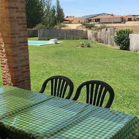 Fresno Cerca De Salamanca Con Jardin Y Piscina Hasta 5 Personas Almenara de Tormes